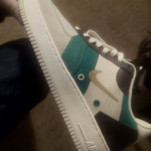 Nike AF1 size 10